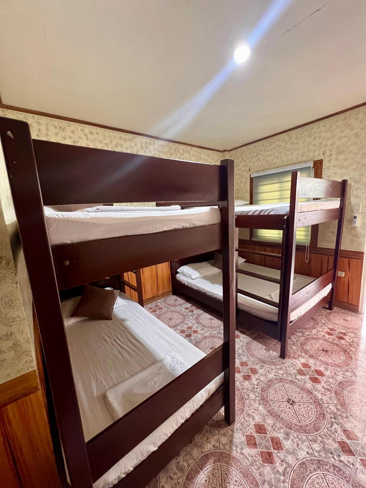 Sunny Terrace Hotel Балер Екстериор снимка