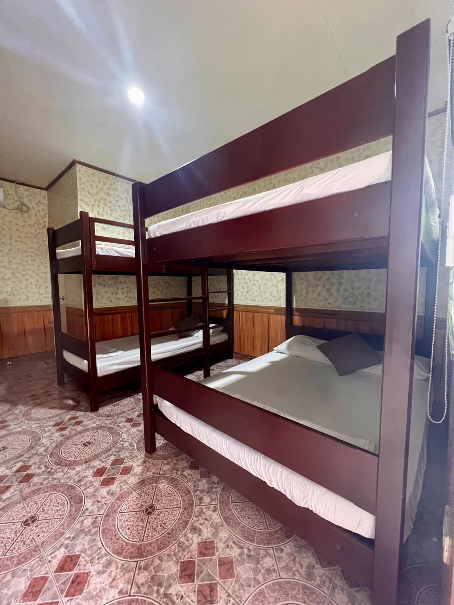 Sunny Terrace Hotel Балер Екстериор снимка