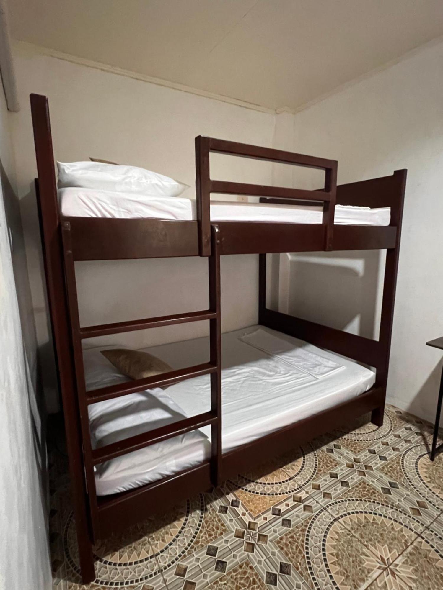 Sunny Terrace Hotel Балер Екстериор снимка